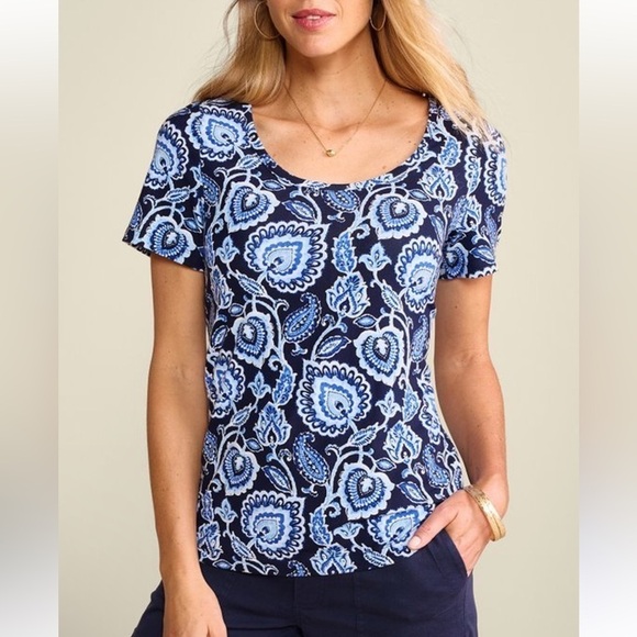 Soft Surroundings Tops - Soft Surroundings Blue Paisley Short Sleeve Tee